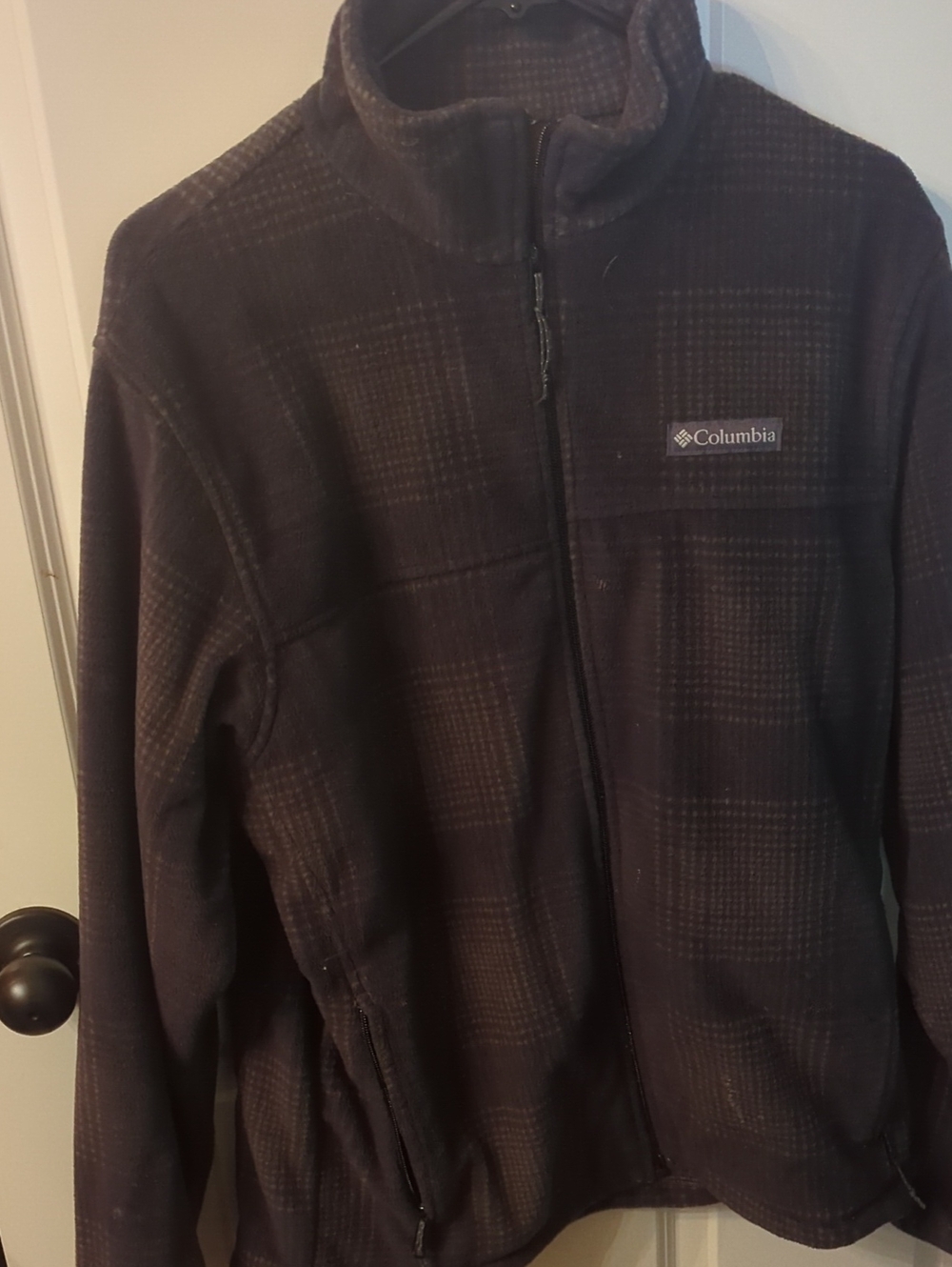 Unbranded Men’s Medium Sized Tan Fleece Jacket with Multicolor Stripes